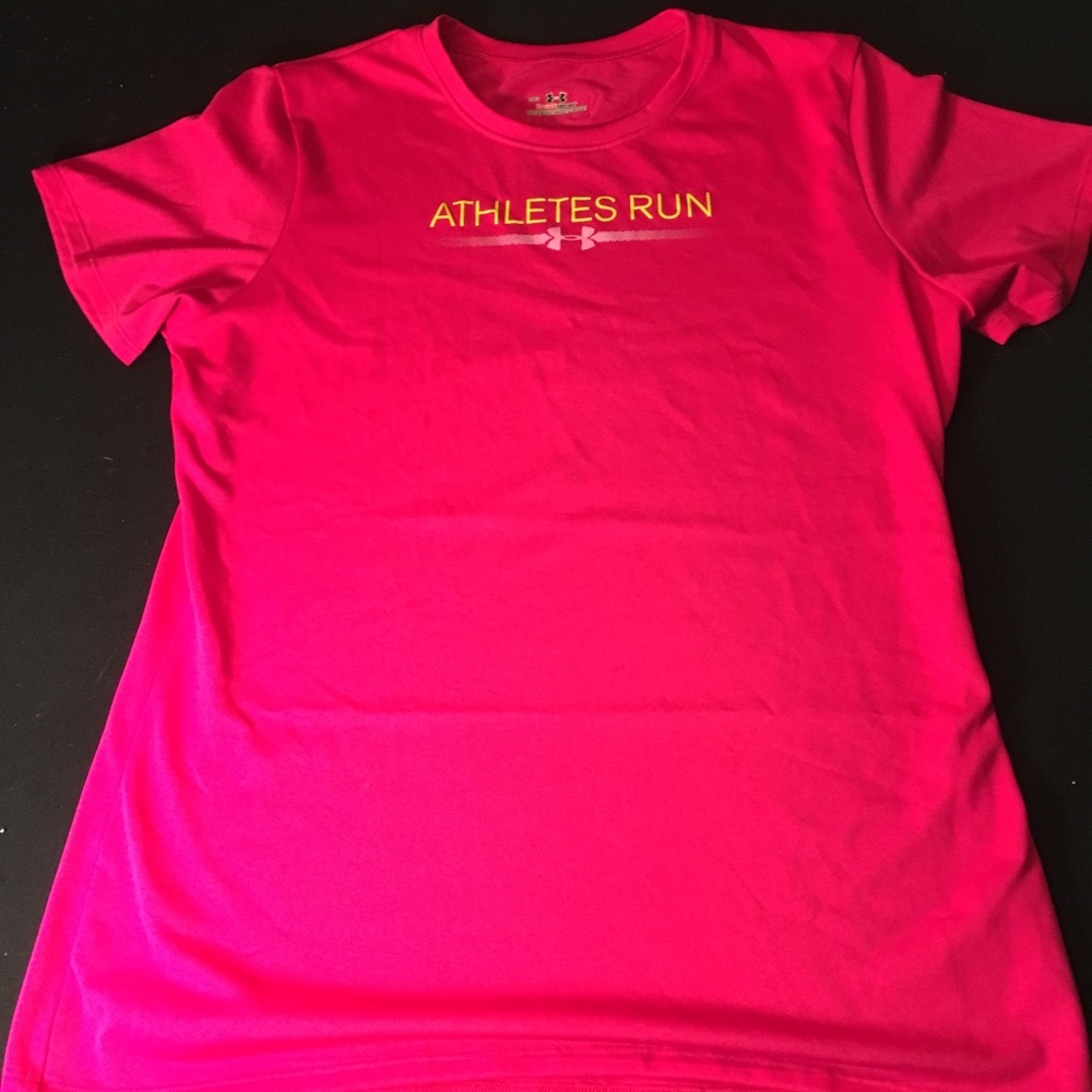 Women’s Under Armour short sleeve running shirt